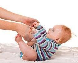 Csecsemő gyógytornász, baba gyógytornász segít a gyógyulásban a Dévény módszerrel!